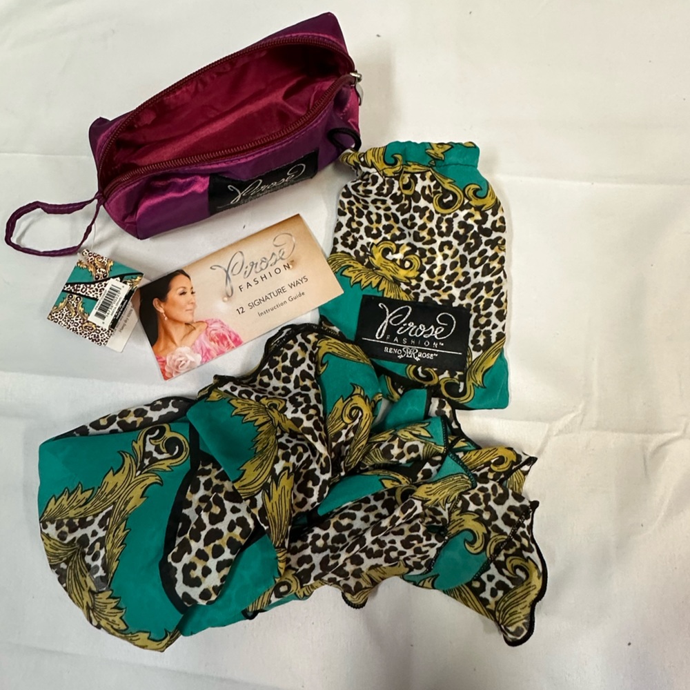 Pirose Anita Scarf By Reno Rose Can Be Worn 12 Signature Ways Size Short NWT NEW - Picture 4 of 14